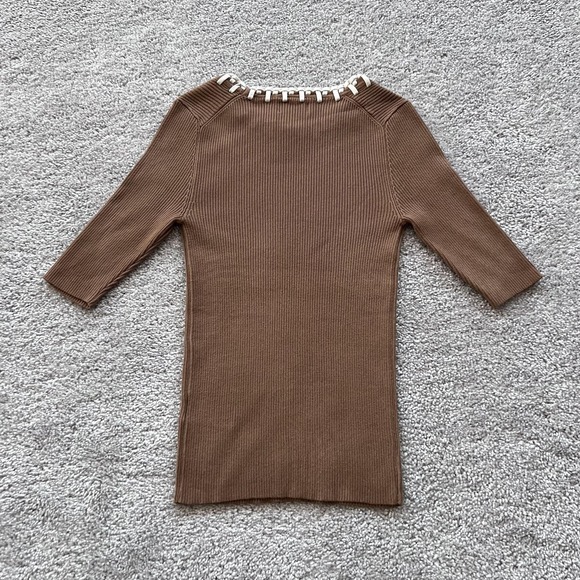 Camila Coelho Ribbed Knit Sweater Womens XS Brown Trim Neck Pullover - Picture 2 of 11